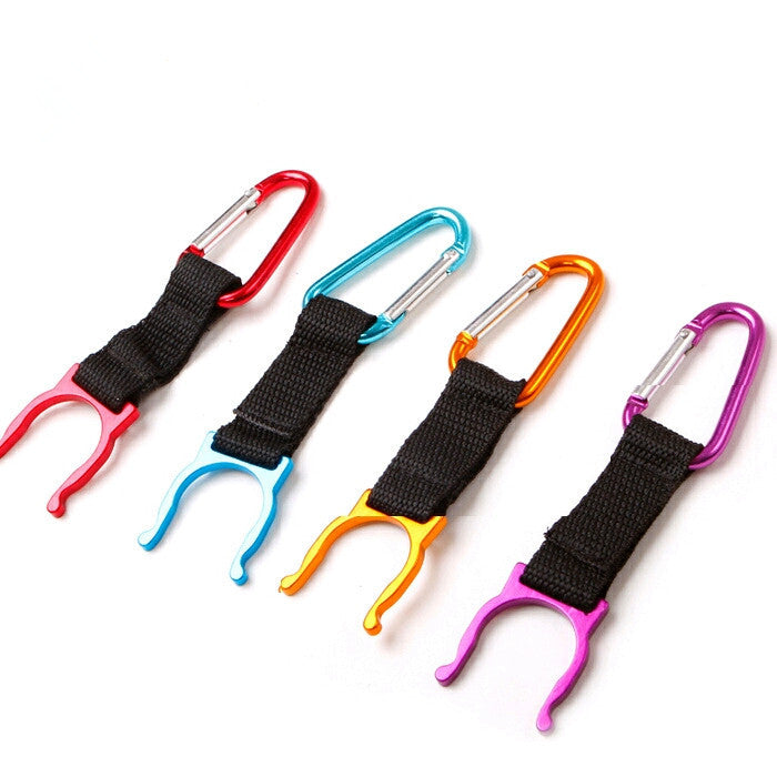 Water bottle clip with carabiner